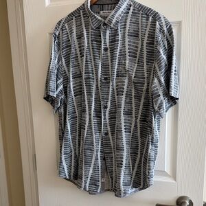 Tommy Bahama Gray & White Short-Sleeve Silk Button-Down Shirt